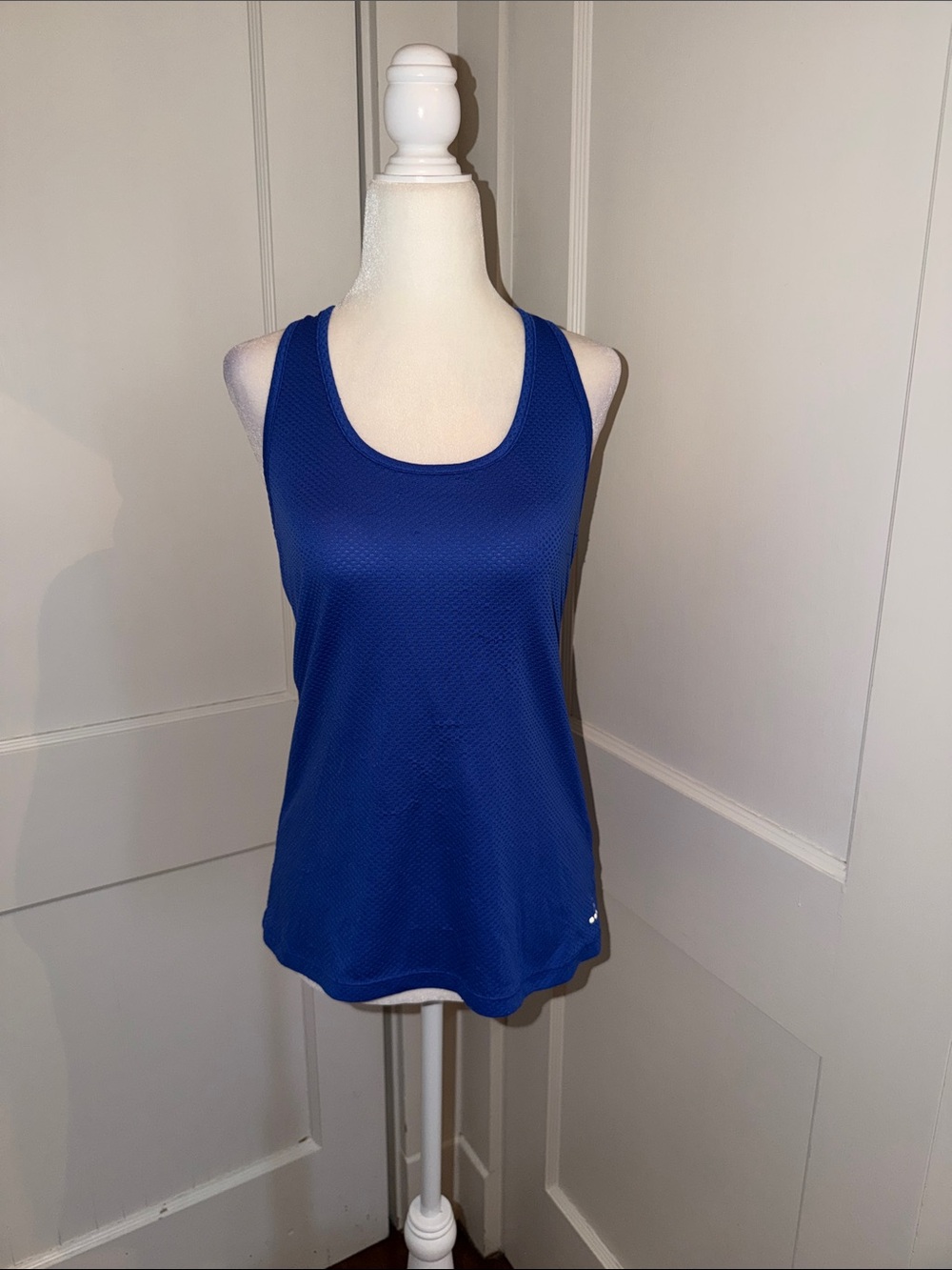 ⭐️ 5/$10 Women’s BCG Royal Blue Athletic Racerback Tank Size Small